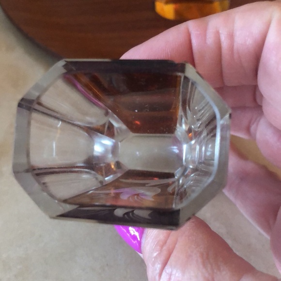 CUT CRYSTAL DECANTER SET W 6 SHOT GLASSES • CLEAR & AMBER COLORED • WOODEN TRAY - Picture 9 of 16